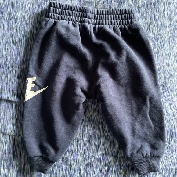 12m, Nike jogger - Picture 4 of 5